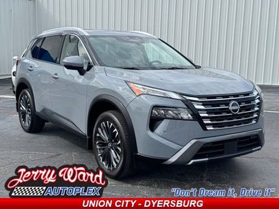 Used 2025 Nissan Rogue SL w/ Tech Package