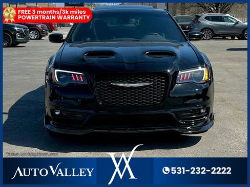 Used 2020 Chrysler 300 S image 2