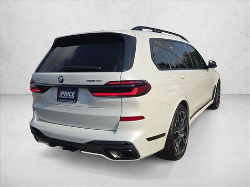 Used 2025 BMW X7 xDrive40i w/ M Sport Package AWD/4WD image 5