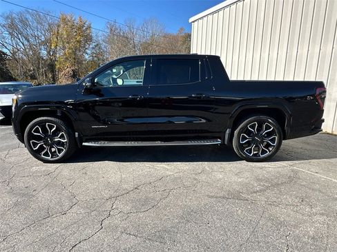New 2025 GMC Sierra EV Denali image 9