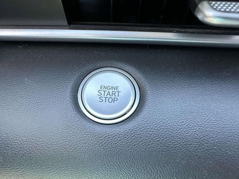 Used 2022 Hyundai Elantra SEL FWD image 23