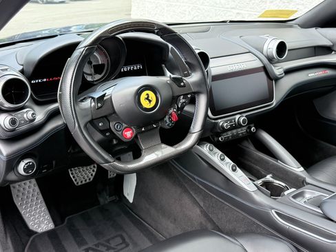 Used 2019 Ferrari GTC4Lusso AWD/4WD image 20