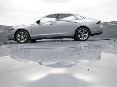 Used 2024 Honda Accord EX-L image 32