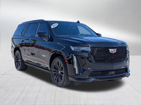 Certified 2024 Cadillac Escalade V w/ LPO, ONYX Package AWD/4WD image 8