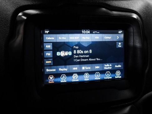 Used 2018 Jeep Renegade Latitude image 30