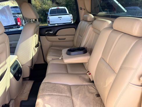 Used 2007 Chevrolet Avalanche LT w/ LT Preferred Equipment Group image 11