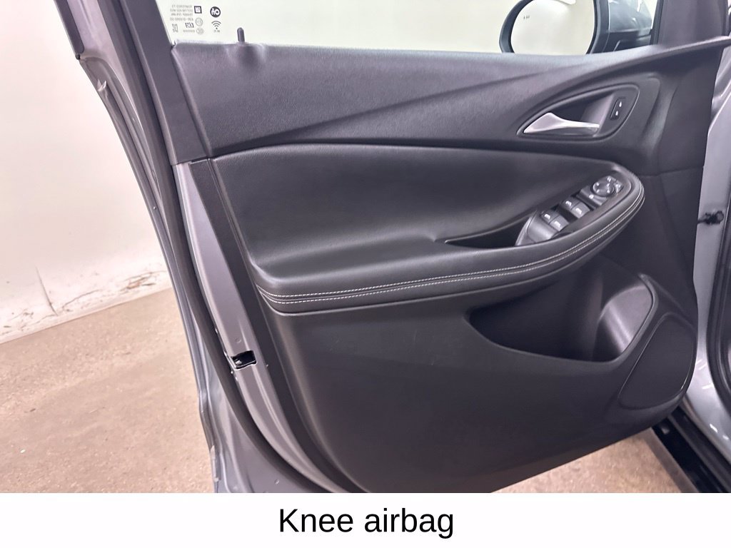Used 2024 Buick Encore GX Sport Touring w/ Comfort Package AWD/4WD image 31