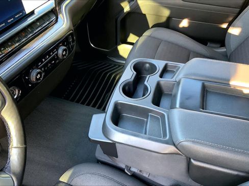 Used 2023 Chevrolet Silverado 1500 RST RWD image 17