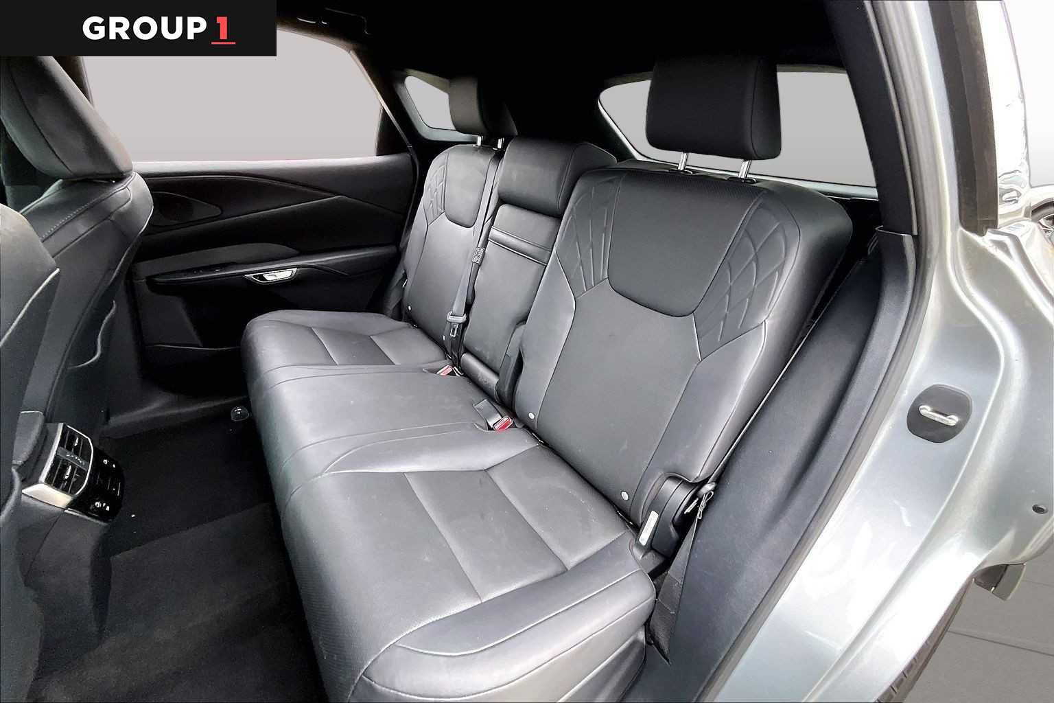 Used 2024 Lexus RX 350 FWD w/ Technology Package image 12