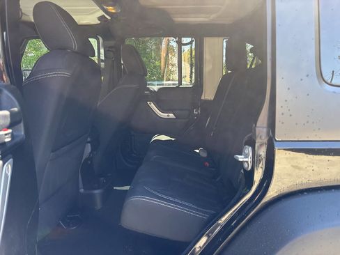 Used 2014 Jeep Wrangler Unlimited Rubicon w/ Dual Top Group image 14