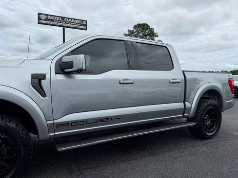Used 2023 Ford F150 Lariat w/ Equipment Group 502A High AWD/4WD image 9