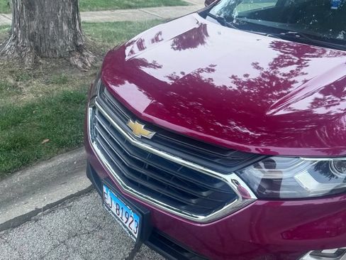 Used 2019 Chevrolet Equinox LT w/ Sun & Navigation Package FWD image 6
