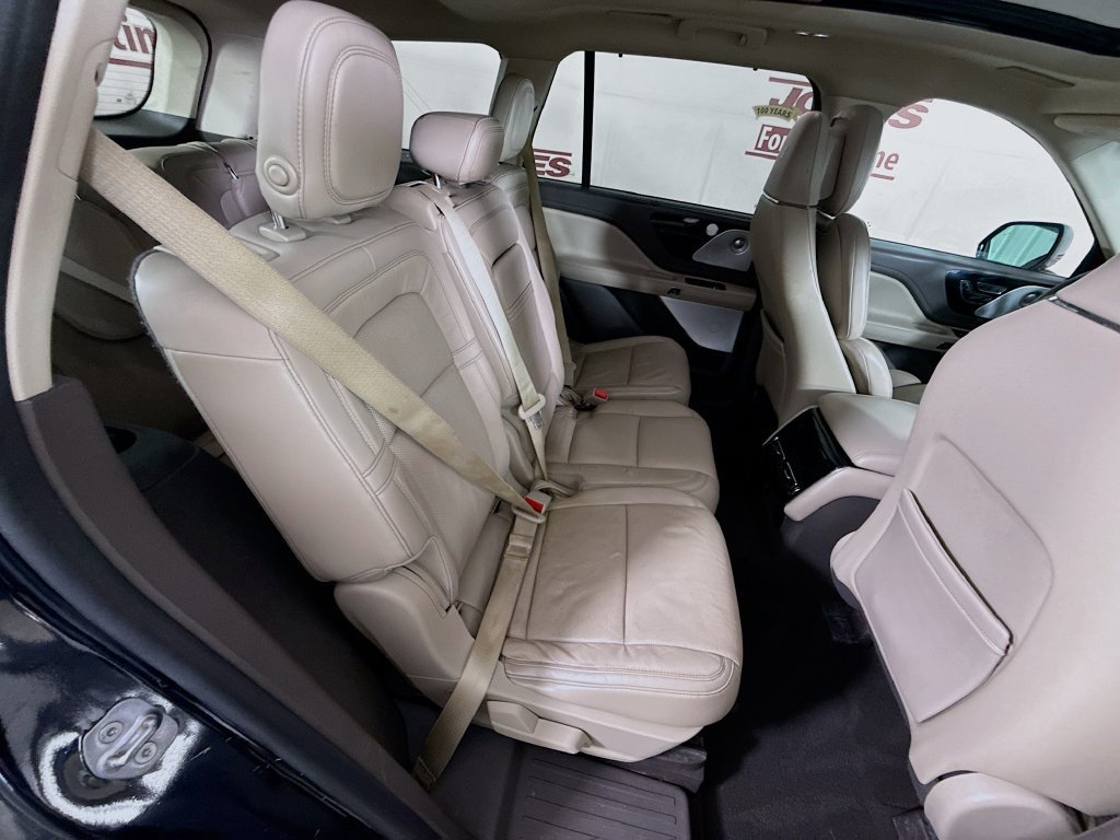Used 2020 Lincoln Aviator Reserve w/ Equipment Group 201A AWD/4WD image 34