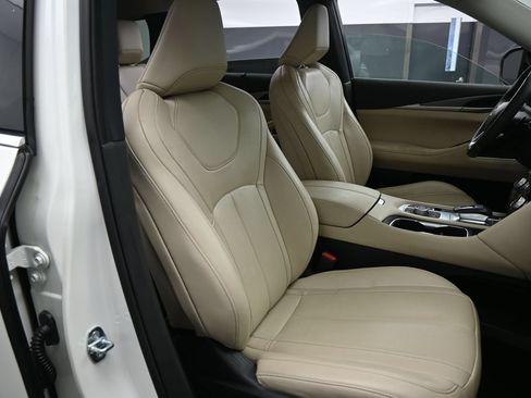 Used 2023 INFINITI QX60 Luxe w/ Performance Audio Package FWD image 15