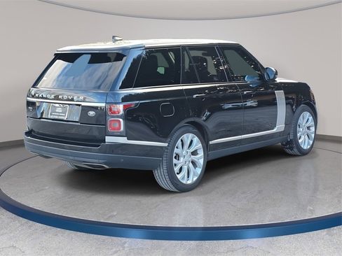 Used 2022 Land Rover Range Rover Westminster Edition image 6
