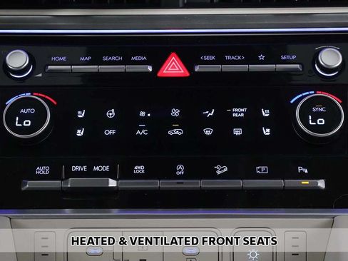 Used 2025 Hyundai Santa Fe Calligraphy AWD/4WD image 11