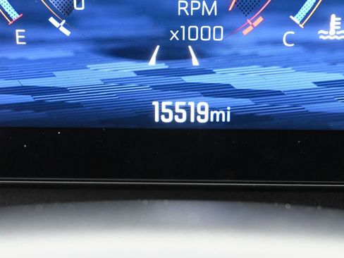 Used 2024 Chevrolet Traverse LT image 30