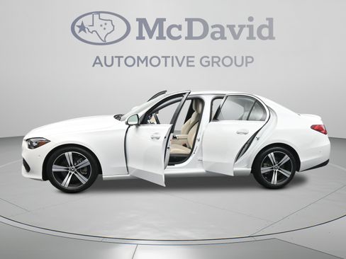 Used 2023 Mercedes-Benz C 300 4MATIC Sedan image 42