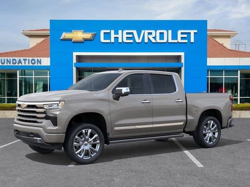 New 2026 Chevrolet Silverado 1500 High Country w/ High Country Premium Package AWD/4WD image 2