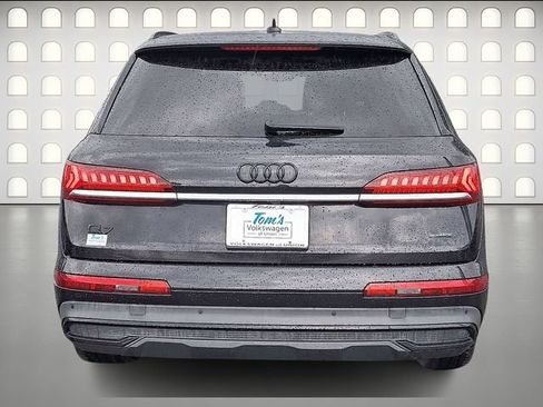 Used 2021 Audi Q7 3.0T Premium Plus w/ Premium Plus Package AWD/4WD image 6