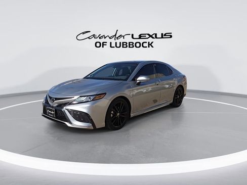 Used 2024 Toyota Camry XSE w/ Navigation Package image 3