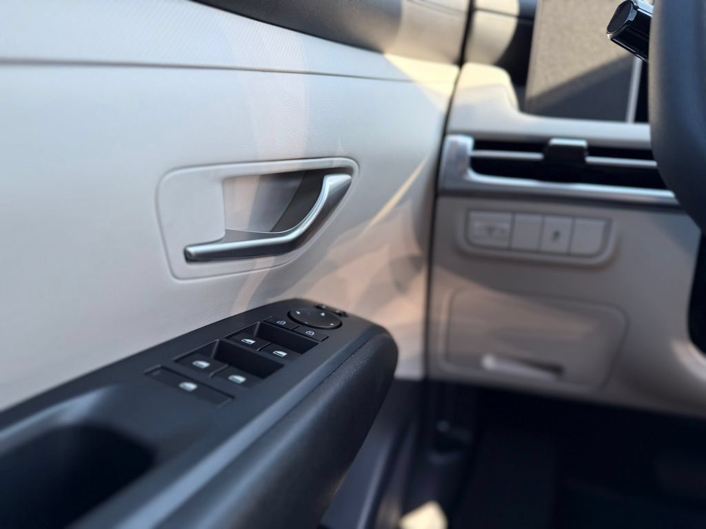 New 2025 Hyundai Tucson SE FWD image 27