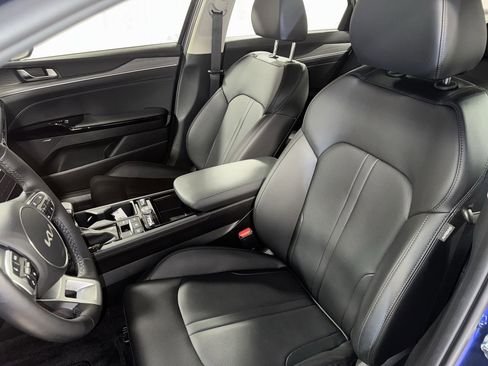 Used 2025 Kia K5 EX image 17