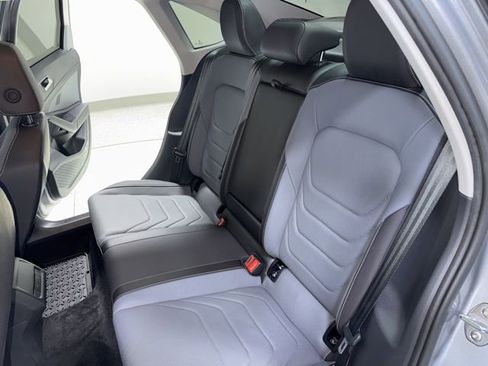 Used 2025 Volkswagen Jetta SEL image 25