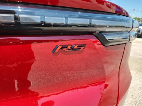 New 2025 Chevrolet Equinox EV RS w/ Convenience Package II image 5