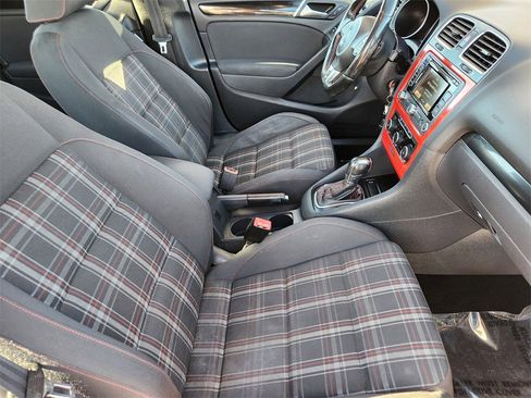 Used 2012 Volkswagen GTI 4-Door image 4