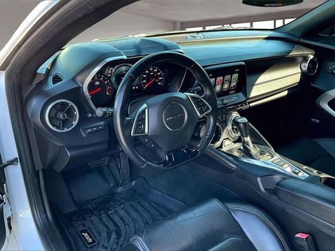 Used 2016 Chevrolet Camaro LT image 14