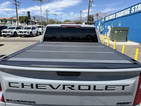 Used 2024 Chevrolet Silverado 1500 RST w/ Protection Package RWD image 5