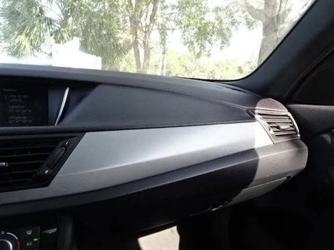 Used 2015 BMW X1 xDrive28i image 35