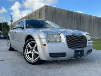 Used 2008 Chrysler 300 LX video 1