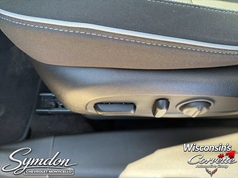 Used 2022 Chevrolet TrailBlazer LT w/ Convenience Package AWD/4WD image 16