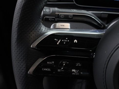 Certified 2025 Mercedes-Benz GLS 450 GLS 450 image 23