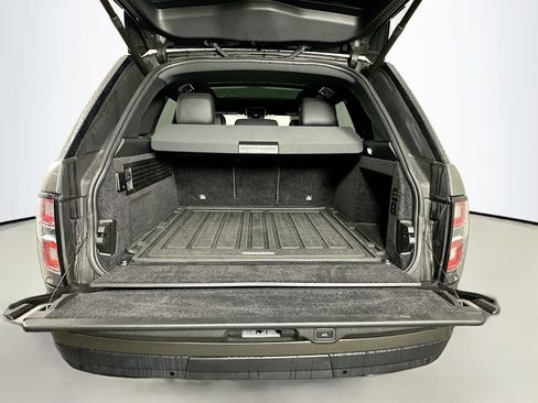Used 2018 Land Rover Range Rover Supercharged image 30
