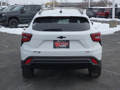 New 2026 Chevrolet Trax RS w/ Driver Confidence Package FWD image 15