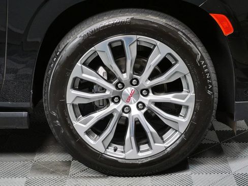 Used 2023 GMC Yukon Denali w/ Denali Reserve Package RWD image 40