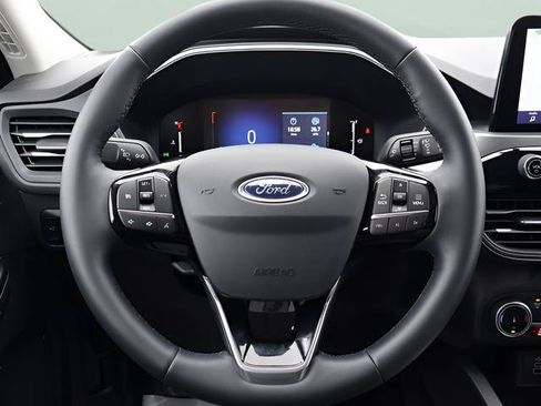 Used 2025 Ford Escape Active w/ Cold Weather Package AWD/4WD image 16