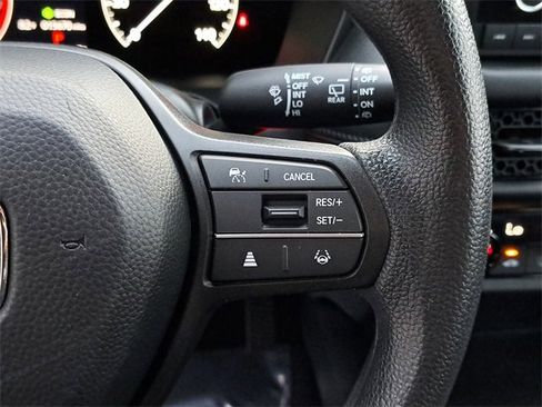 Certified 2023 Honda HR-V LX image 24