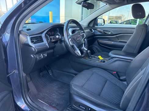 Used 2018 GMC Acadia SLE w/ LPO, Floor Liner Package image 17