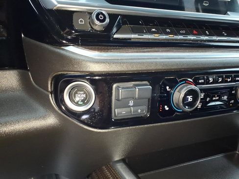 Used 2022 Chevrolet Silverado 1500 RST image 15