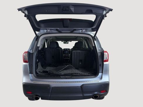 Used 2022 Subaru Ascent Touring AWD/4WD image 17