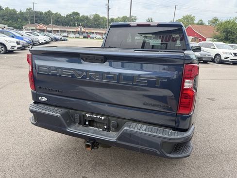 Used 2023 Chevrolet Silverado 1500 Custom w/ LPO, Dark Essentials Package RWD image 11