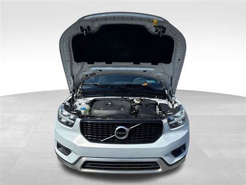 Used 2021 Volvo XC40 T5 R-Design AWD/4WD image 11
