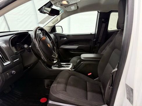 Used 2021 Chevrolet Colorado LT w/ Fleet Safety Package image 11