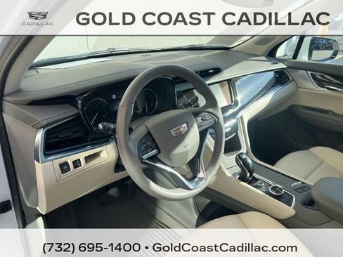 Certified 2024 Cadillac XT6 Premium Luxury w/ LPO, Floor Liner Package image 21