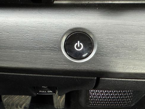 Used 2023 Nissan Ariya Engage image 22