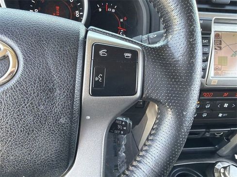 Used 2010 Toyota 4Runner Limited image 23